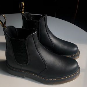 Dr. Martens 2976 Slip Resistant Chelsea Boots